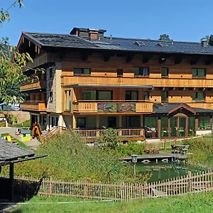 Hotel In Out Unterellmau, Saalbach-Hinterglemm